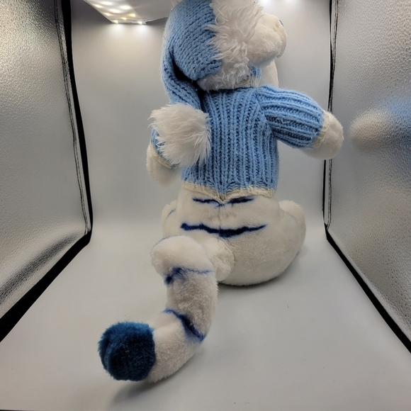 Disney Store White Tigger Winnie the Pooh Christmas Sweater Soft Plush Toy - Picture 3 of 4